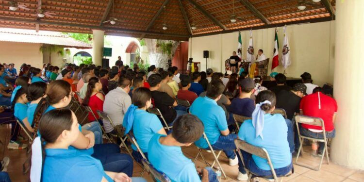 Detenidos dos integrantes de célula delictiva, en operativo en la frontera con Jalisco
