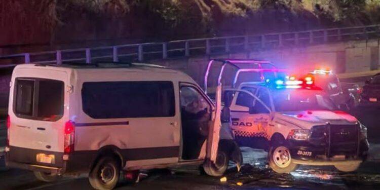 Chocan agentes de la FGE contra patrulla de la Guardia Civil; hay una oficial herida