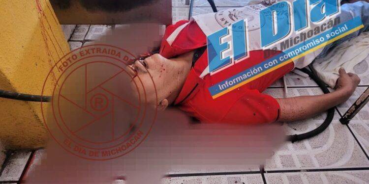 En Apatzingán, Asesinan a taquero Adrián Ruiz