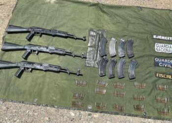 En Cateos Realizados En Madero Y Tarímbaro, Asegura Fge 12 Vehículos Con Reporte De Robo Y Alteraciones En Los Medios De Identificación