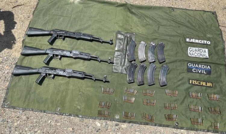 Aseguradas 3 Armas Largas Y 175 Municiones En San Lucas: Ssp 21 En Cateos Realizados En Madero Y Tarímbaro, Asegura Fge 12 Vehículos Con Reporte De Robo Y Alteraciones En Los Medios De Identificación