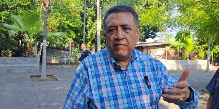 José Luis Cruz Lucatero continúa gestionando y recorriendo el distrito 02 1 Detiene presunto responsable del homicidio de un albañil en Coalcomán