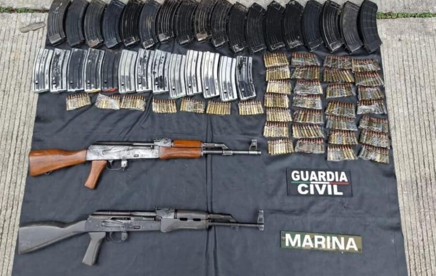 Dos Fusiles Y Un Vehículo Asegurados En Lázaro Cárdenas: Ssp