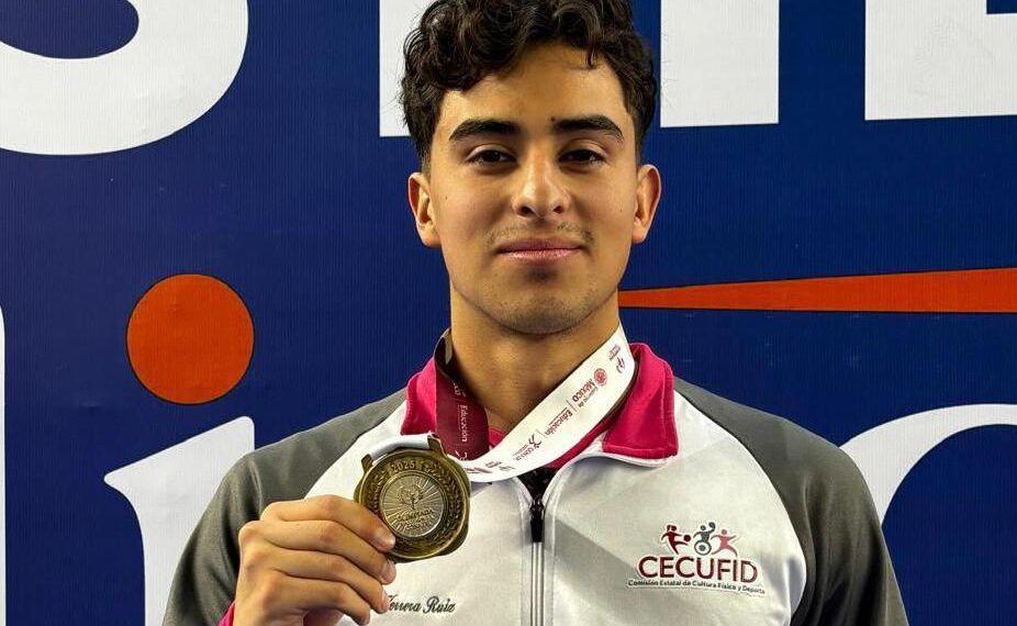 Oro Para Michoacán En Olimpiada Nacional, En 100 Metros Mariposa