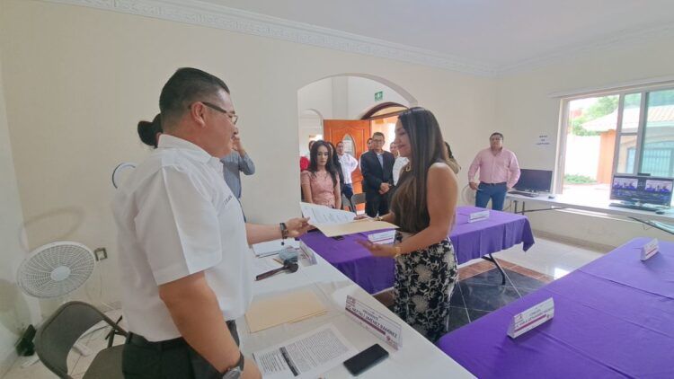 Entregan Constancias de Mayoria a Magistradas y Magistrados Electos en Materia Civil | El Día de Michoacán