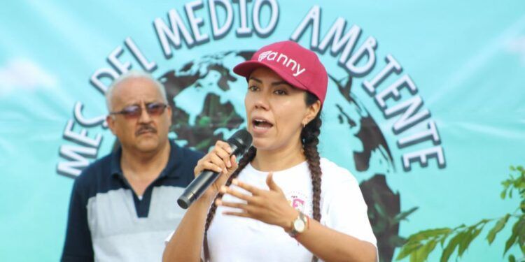 Inicia el Mes del Medio Ambiente en Apatzingán con un llamado a la acción ciudadana 1 En cateos realizados en Madero y Tarímbaro, asegura FGE 12 vehículos con reporte de robo y alteraciones en los medios de identificación