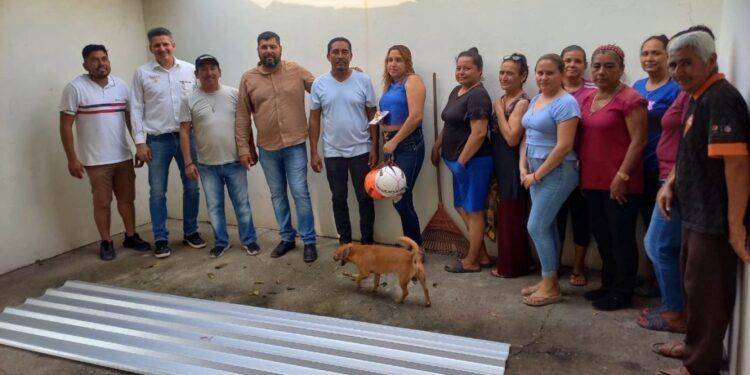 Realiza Síndico de Apatzingán obra altruista para rehabilitar casa de salud en El Morado con recursos propios 1 Inicia campaña estatal ¡FÍJATE PUES!
