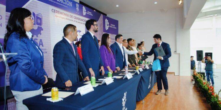 TecNM Campus Apatzingán gradúa a 125 nuevos profesionales en ceremonia emotiva 1 Este lunes, último día para renovar o reponer licencias de conducir sin multas: Navarro García