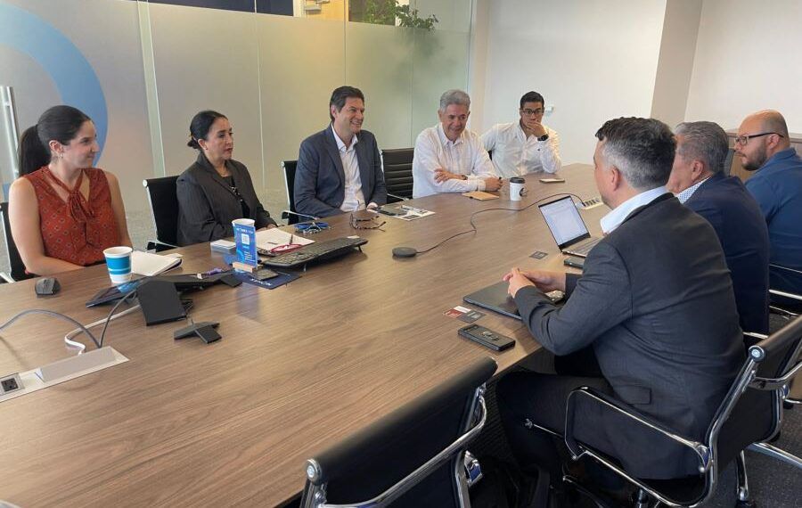 Alfonso Martínez Presenta Las Ventajas Competitivas De Morelia Ante La Cámara De Comercio De Los Ángeles