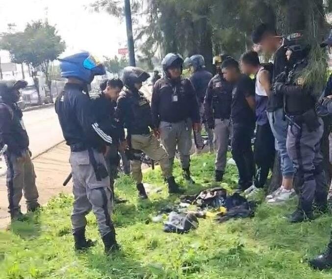 Capturan A 3 Por Asalto A Jóvenes En Deportivo En Morelia