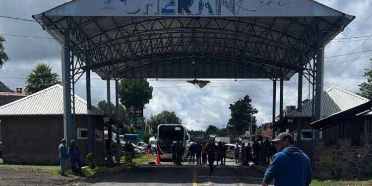 Cherán No Se Rinde: Ronda Comunitaria Enfrenta A Grupo Criminal