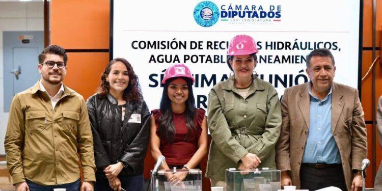 Diputado José Luis Cruz Lucatero impulsa soluciones sostenibles para el sector hidroagrícola 1 Localizan los cadáveres de dos hermanos ejecutados en el crucero de La Ruana