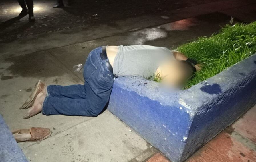 Comando Armado Ejecuta A Un Hombre En La Colonia 18 De Marzo De Apatzingán