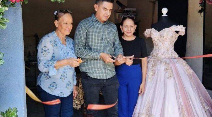 El taller de costura del DIF en Apatzingan ya esta funcionando - El día de Michoacán