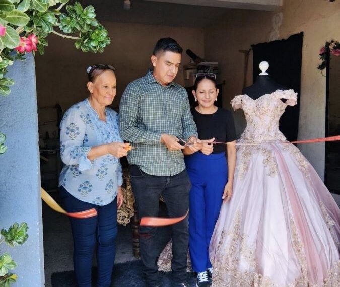El taller de costura del DIF en Apatzingan ya esta funcionando