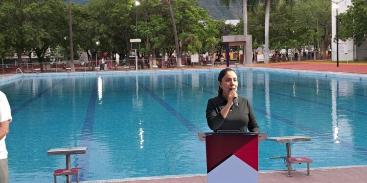 Fanny Arreola inaugura Alberca Olímpica remodelada en Apatzingán con inversión de más de 2.8 MDP 1 Fanny Arreola inaugura Alberca Olimpica y mercado - El día de Michoacán