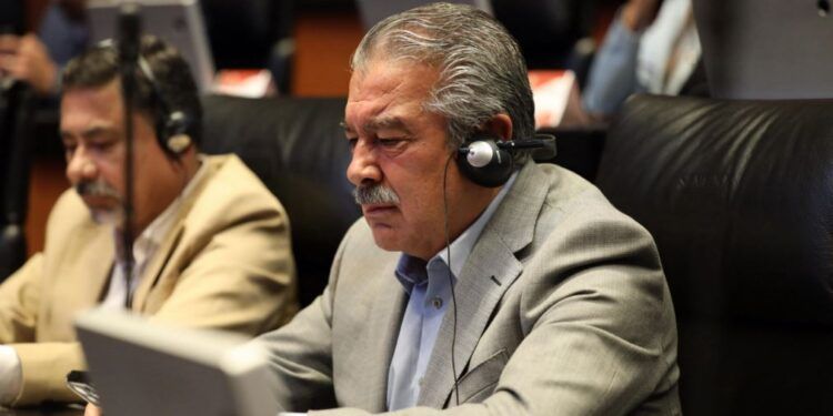 Denuncia Morón Violación A Derechos Humanos De 14 Mexicanos En Alcatraz; Urge Su Repatriación