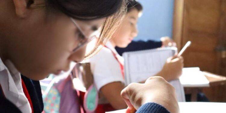 Disponible, convocatoria de becas para bachillerato en escuelas incorporadas: SEE 1 Disponible, convocatoria de becas para bachillerato en escuelas incorporadas: SEE