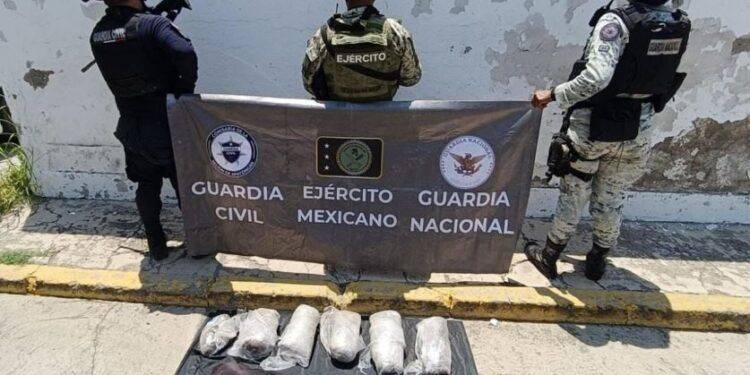 Aseguran mariguana abandonada en la población del Manzo 1 Mujer muere en hospital tras ser atacada a balazos en Lázaro Cárdenas