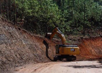 Gobierno De Michoacán Rehabilita 8 Tramos Carreteros En Tierra Caliente