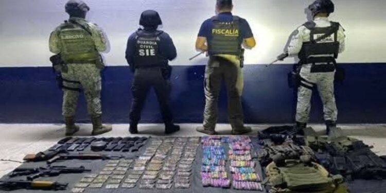Defensa y Guardia Nacional aseguran arsenal y droga en operativo en Buenavista 1 Nombra Bedolla a Sergio Miguel Cedillo como coordinador general de Gabinete