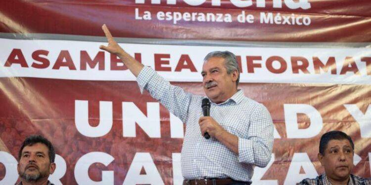 Alfonso Martínez impulsa el desarrollo juvenil con Centros SPOT
