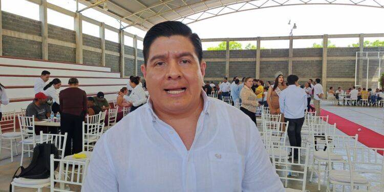 Trabajo en Conjunto por la Educación en Buenavista: Iván Santamaría Destaca Labor de Irma Moreno 1 111 municipios entregan en tiempo su informe trimestral: Comisión Inspectora de la ASM