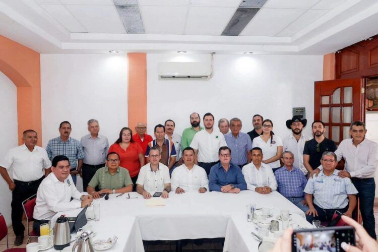 Fiscal General De Michoacán Refuerza Lazos Con El Sector Empresarial De Apatzingán En Busca De Seguridad Y Confianza Institucional 22 Legisladores Destacan Buenos Resultados En Primer Informe De Alfonso Martínez