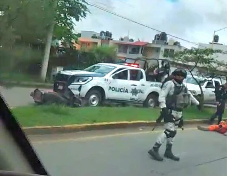 Patrulla Municipal Atropella A Motociclista Cerca Del Cereso En Uruapan