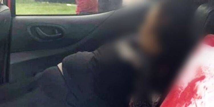 Una mujer es asesinada a balazos al resistirse a un asalto en la carretera Uruapan-Lombardía 1 Una mujer es asesinada a balazos al resistirse a un asalto en la carretera Uruapan-Lombardía