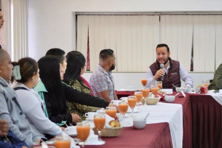 Patrulla Municipal Atropella A Motociclista Cerca Del Cereso En Uruapan