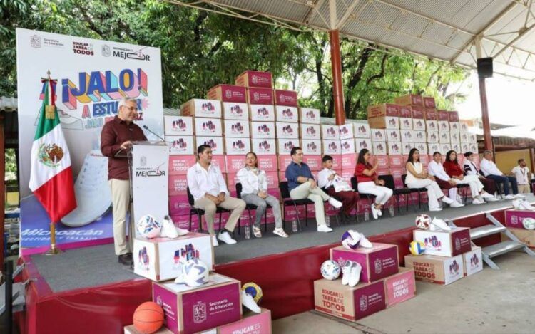 Arranca Bedolla Tercera Dotación De Tenis A Estudiantes De Secundarias 22 Sentencian A 100 Años De Prisión A Responsable Del Secuestro De Una Estudiante; Hechos Ocurridos En Uruapan