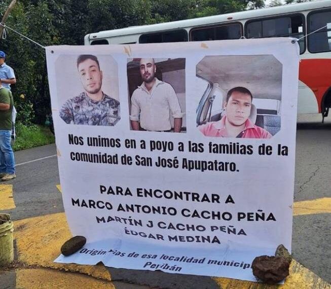 Familiares De Desaparecidos En Peribán Bloquean Carreteras; Exigen Respuestas De Autoridades