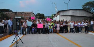 Familiares De Desaparecidos En Peribán Bloquean Carreteras; Exigen Respuestas De Autoridades