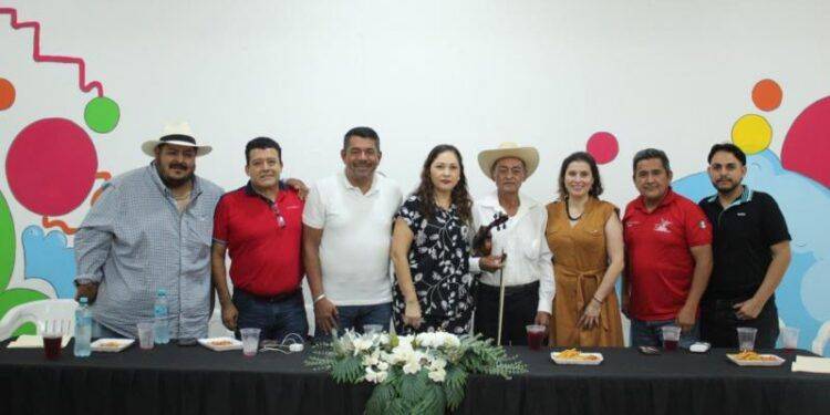 Buenavista Rinde Homenaje al Maestro Ubaldo Ríos en un Evento Impulsado por la Alcaldesa Irma Moreno Mendoza 1 Construirá IMSS 19 Centros de Educación y Cuidado Infantil en Michoacán: Bedolla
