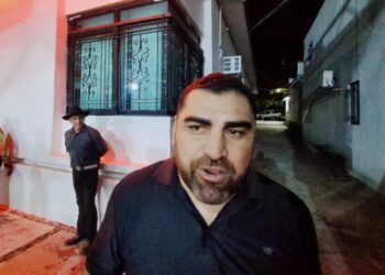 Roba Grupo Armado Camioneta A La Ex Diputada Brenda Fraga, En Uruapan