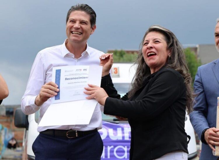 Presenta Alfonso Martínez Programa “Mujeres Al Volante”