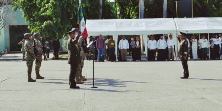 Toma Posesión el General José Luis Bucio Quiroz como Nuevo Comandante de la 43/a Zona Militar en Apatzingán 1 Toma Posesion el General Jose Luis Bucio Quiroz - El día de Michoacán