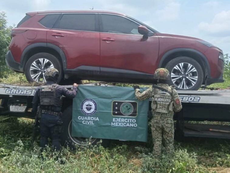 Guardia Civil Y Defensa Asegura Vehículo Con Reporte De Robo En Apatzingán