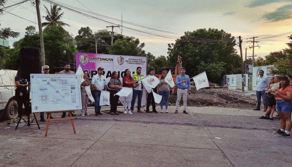 Inicia Pavimentación De Calle Monte De Las Cruces En Apatzingán; Beneficiará A Más De 2 Mil Estudiantes Del Conalep