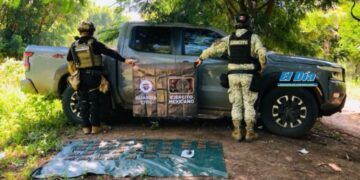 Aseguran Una Troca Con Una Granada, 11 Explosivos Para Drones Y 430 Balas Útiles En La Comunidad De Acatlán En Apatzingán 23 Aseguran Una Troca Con Una Granada, 11 Explosivos Para Drones Y 430 Balas Útiles En La Comunidad De Acatlán En Apatzingán