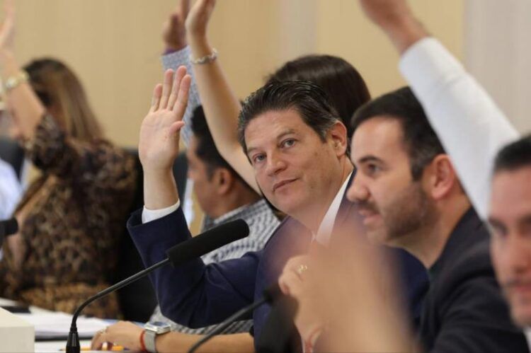 Brinda Alfonso Martínez Certeza Jurídica Para Miles De Morelianos 22 Presenta Alfonso Martínez Programa “Mujeres Al Volante”