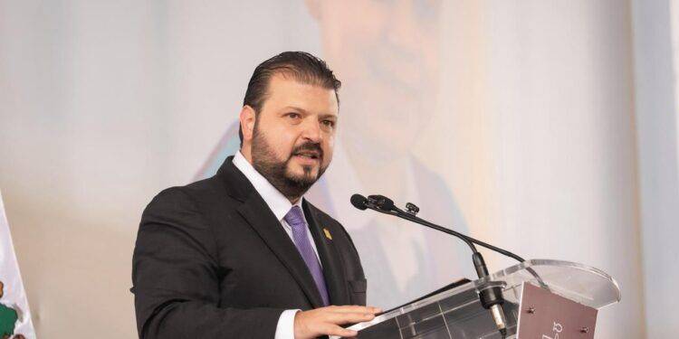 el secretario de Gobierno Raul Zepeda Villasenor - El día de Michoacán