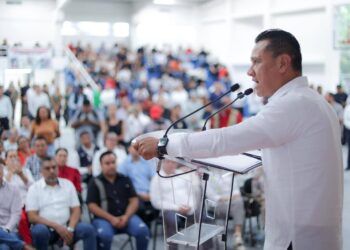 Sujeto A Exceso De Velocidad, Menor De 14 Años Resulta Herido Al Chocar Contra Vehículo Estacionado