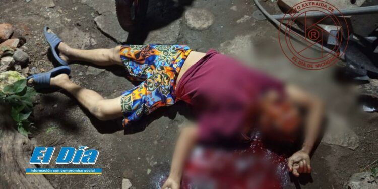 Asesinan a un hombre en un ataque armado en la colonia Leandro Valle de Apatzingán