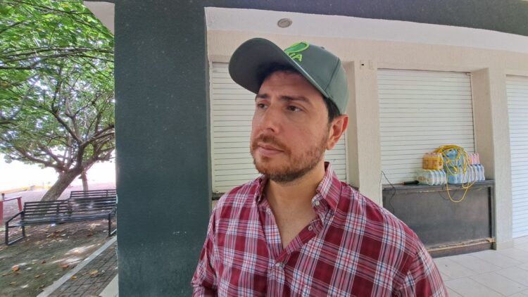 Productores De Limón En Apatzingán Anuncian Paro Para Este Viernes; Buscan Recuperar Precios 20 Productores De Limón En Apatzingán Anuncian Paro Para Este Viernes; Buscan Recuperar Precios