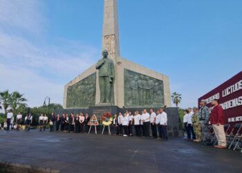 Conmemoran Autoridades En Apatzingán El 55 Aniversario Luctuoso Del General Lázaro Cárdenas Del Río 21 Raúl Morón Rinde Su Primer Informe Legislativo Y Enfatiza El Compromiso Con La «Cuarta Transformación»