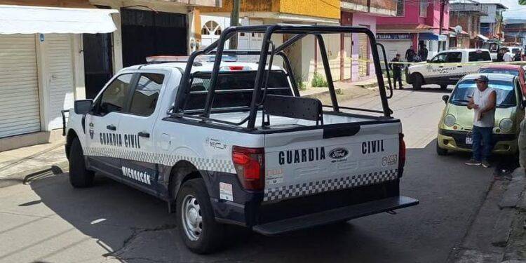 Doble Ejecución a Balazos en una Barbería de Uruapan 14 Doble homicidio en barberia de Uruapan - El día de Michoacán