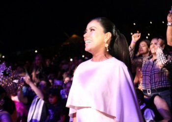 Orgullo, Tradición Y Alegría: Así Arrancaron Las Fiestas Octubrinas 2025 En Apatzingán