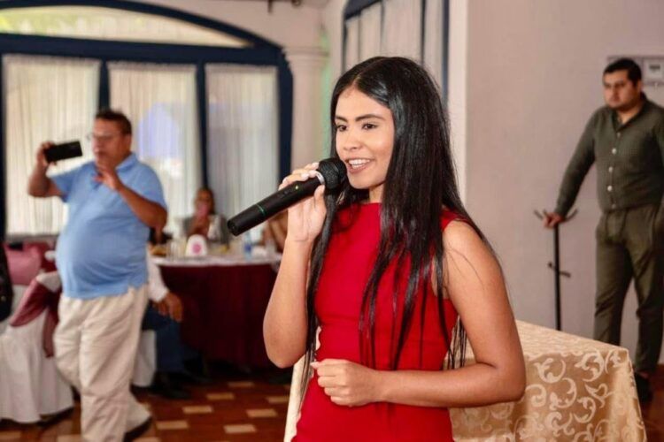 Talentosos Apatzinguenses Ganan Certamen Musical En Colombia